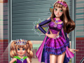 თამაშის Super Mom Dressup