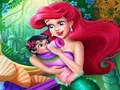 თამაშის Mermaid Baby Feeding