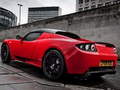 თამაშის Tesla Roadster Slide
